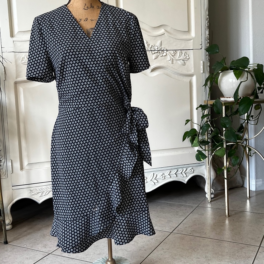 NWT Banana Republic Front tie mini dress